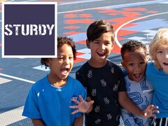 STURDY zomercollectie