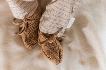 Little Dutch Gebreide slofjes Soft Tan