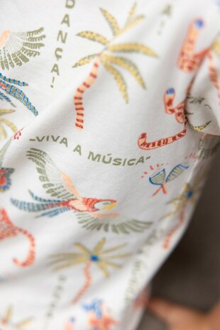 Sturdy T-shirt AOP - Happy Rio 71700458