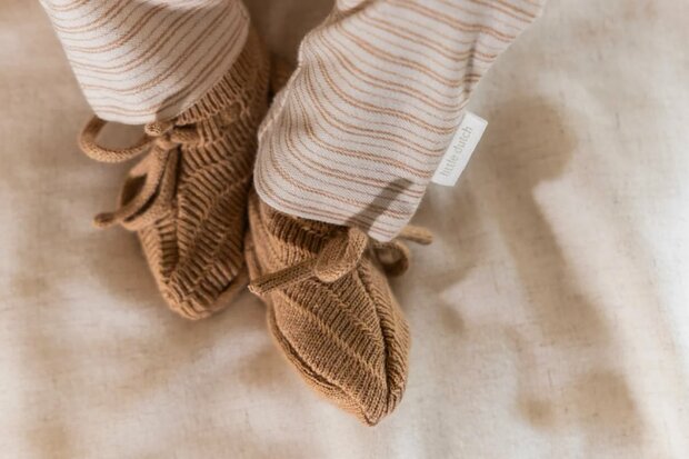 Little Dutch Gebreide slofjes Soft Tan